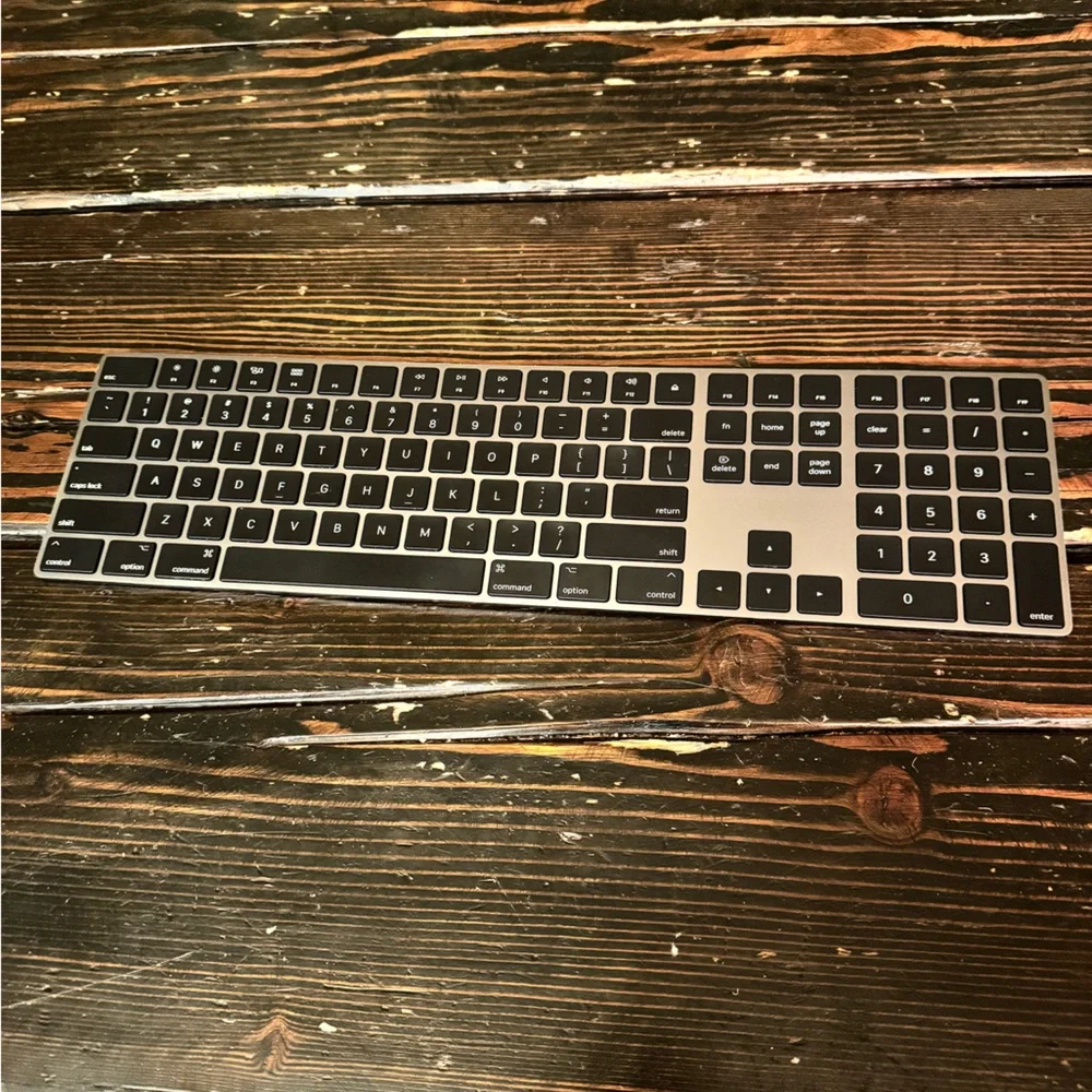 Apple Magic Keyboard. Black and Grey.